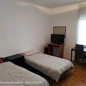 En Piso Con Bano Y Cocina Compartido Madrid